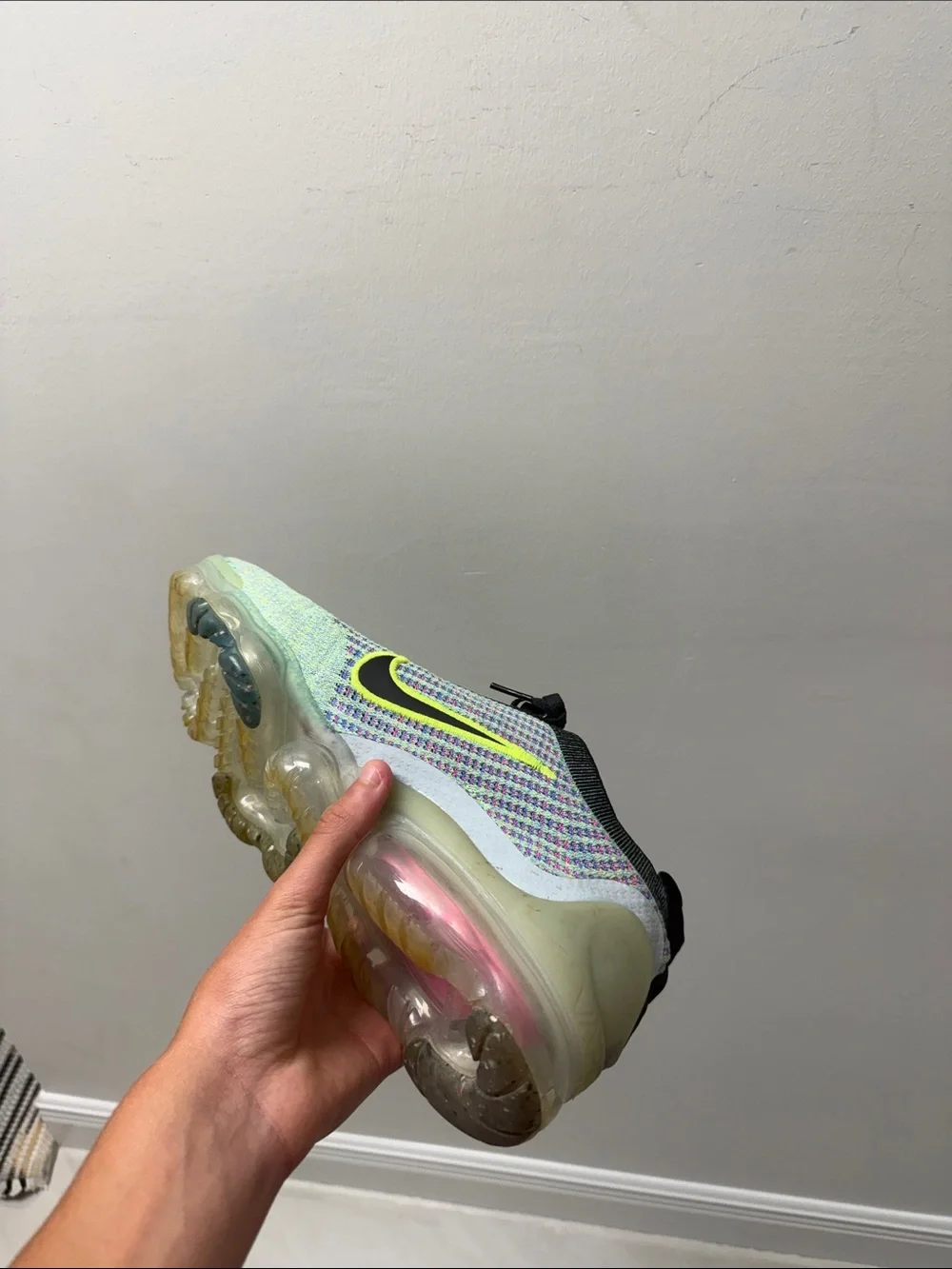 Nike breathable flyknit